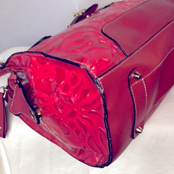 MC red embossed genuine leather satchel handbag with feet. - Picture 12 of 16